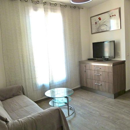 New 1 Bedroom Apt Place Garibaldi Ница Стая снимка