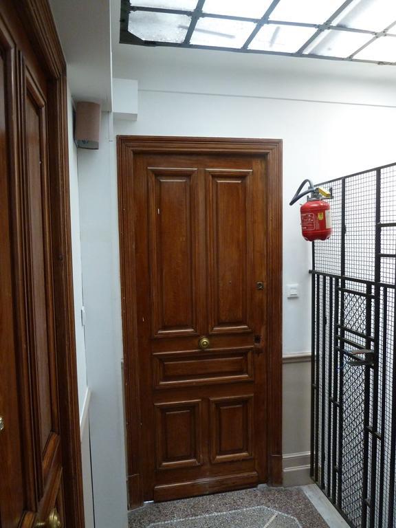 New 1 Bedroom Apt Place Garibaldi Ница Стая снимка